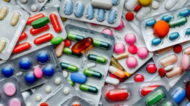 Eliminan 60 medicamentos de la lista oficial de fármacos: cuáles son y a quiénes afecta