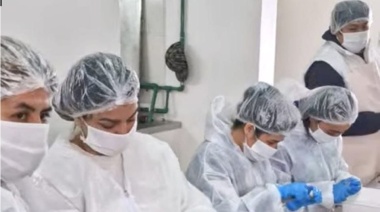 La planta municipal de faena y la procesadora de crustáceos  se encuentran en plena producción.