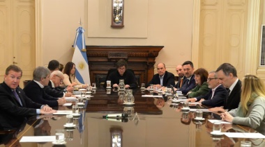 El Gobierno prepara una reforma migratoria para restringir la entrega de residencias a extranjeros