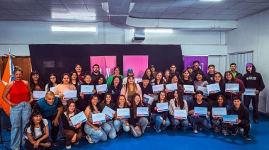 Reconocieron a los estudiantes que participaron del programa "Promoviendo Arraigo"