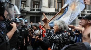 Marcha por los jubilados: tras los graves incidentes, liberaron a 94 de los más de 120 detenidos