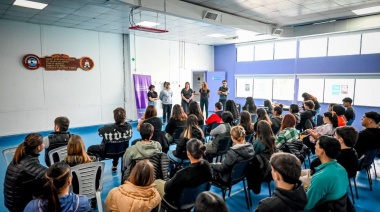 "Ushuaia Estudia" : Apoyo económico para estudiantes fueguinos en nivel terciario o universitario