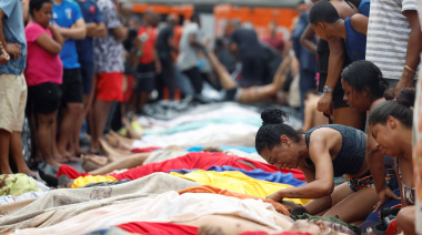 “Vi cuerpos sin cabeza”: el testimonio de un fotógrafo que cubrió el operativo policial de Río de Janeiro