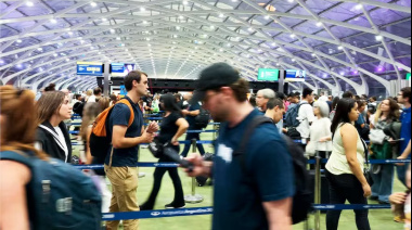 La salida de turistas volvió a aumentar en septiembre y el rojo en la balanza podría llegar a US$12.000 millones a fin de año