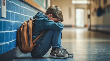 Un niño es hospitalizado por día en CABA por riesgo suicida: cómo prevenir el bullying y cuidar la salud mental