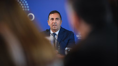 Reforma laboral: Cordero ratificó en el Senado que la ley se va a aplicar para las nuevas contrataciones