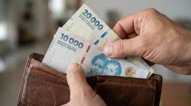 Comer en el trabajo es un privilegio: muchos trabajadores saltean comidas por falta de dinero