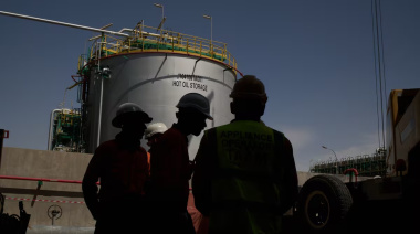 Qué es la OPEP y qué impacto puede tener la salida de Emiratos Árabes Unidos en el precio del petróleo