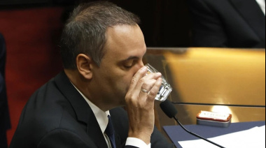 Por qué Adorni demora su declaración jurada?