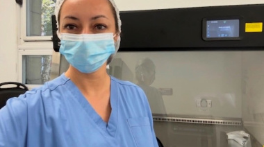 Una médica argentina aplica un nuevo método para anular el dolor articular: “Ver la cara de mis pacientes me fascina”