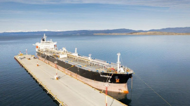 Repudio a la operación de un petrolero británico en el Puerto de Ushuaia