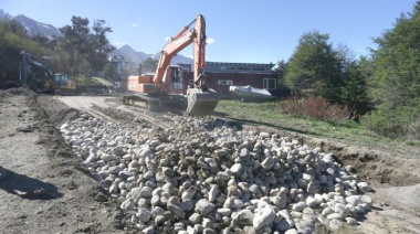 Ushuaia avanza con obras viales y mejoras de infraestructura en distintos puntos de la ciudad
