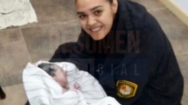 La Policìa asiste  parto en un domicilio