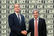 Ni Donald Trump ni Scott Bessent pueden parar al dólar: se escapa a $1485 y el CCL supera los $1500