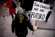 Por "una Navidad con Ciencia": manifestación en el Polo Científico contra el ajuste