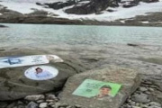 Vandalismo ambiental: stickers manchan senderos naturales en Ushuaia
