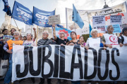 CGT, CTA y movimientos sociales marchan mañana al Congreso junto a los jubilados