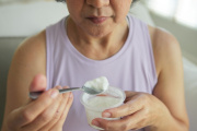 Estas son las vitaminas esenciales para un envejecimiento saludable