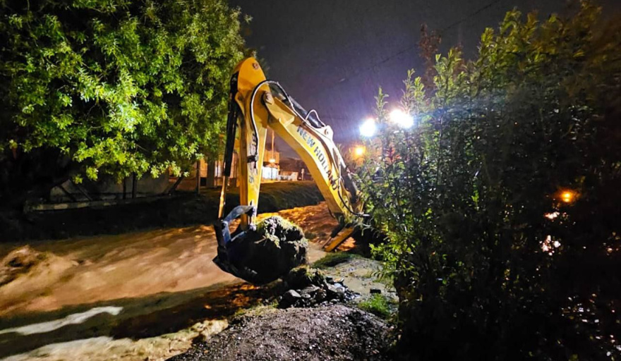 "Estamos trabajando en calles de tierra y en el monitoreo de la limpieza de pluviales y bocas de tormenta"