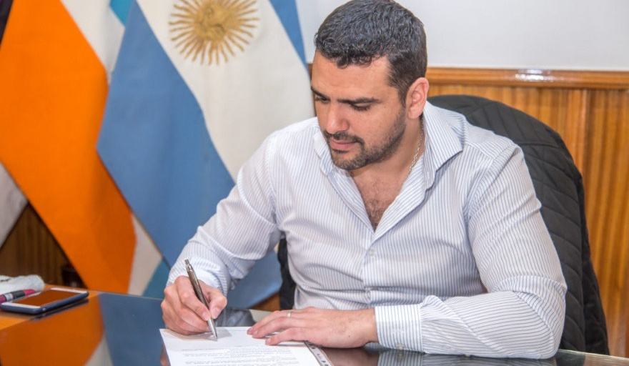 Pavimentación de calle Los Ñires: Cuando el Municipio y los vecinos aúnan esfuerzos
